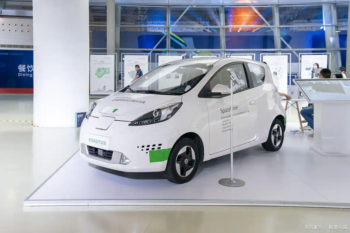 宝马车安全性能_宝马汽车的设计与安全性：相辅相成_宝马行车安全辅助系统包