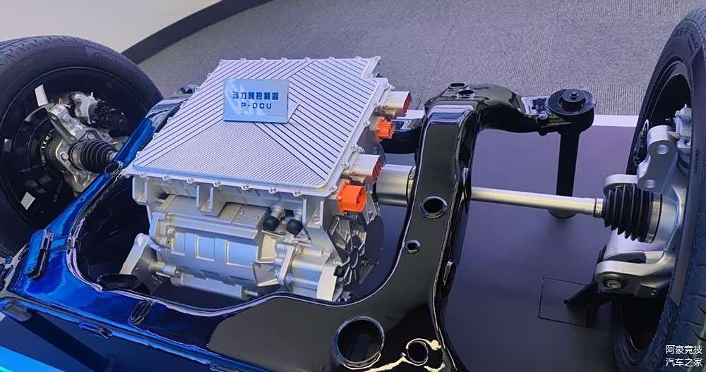 宝马汽车竞争策略制定_激烈市场竞争中,宝马汽车安全性的价值_宝马汽车产品市场竞争分析