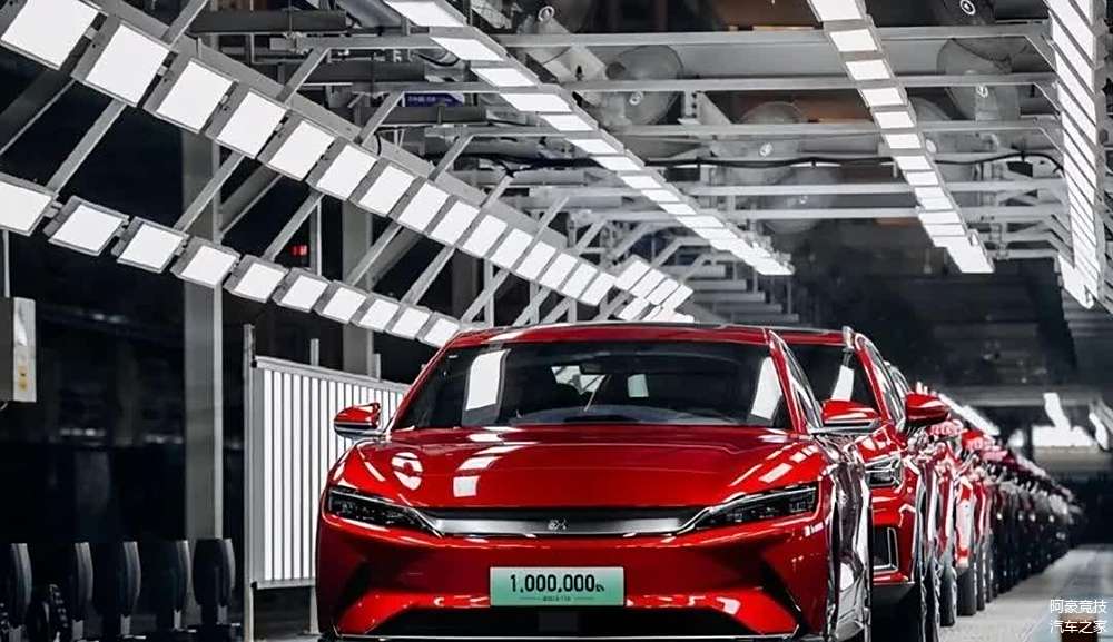 激烈市场竞争中,宝马汽车安全性的价值_宝马汽车竞争策略制定_宝马汽车产品市场竞争分析