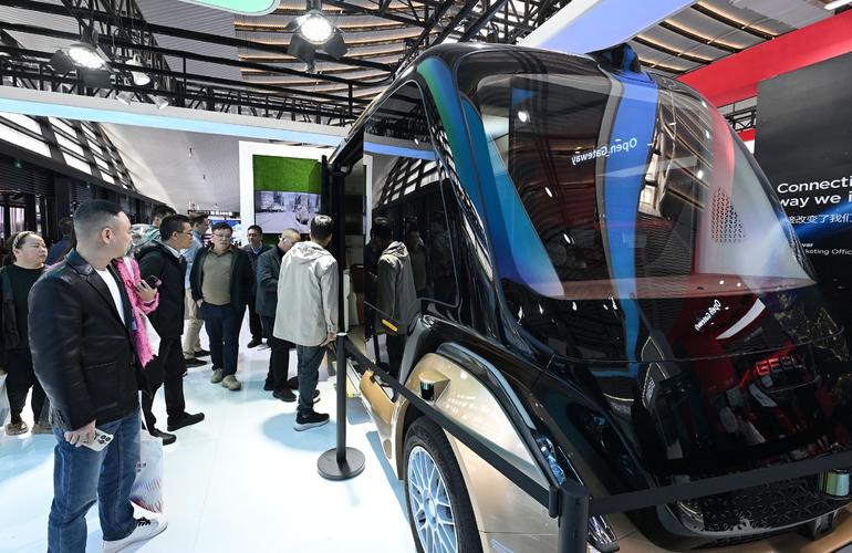 小米入局汽车_小米汽车的未来驾驶体验与操控预判_小米推出汽车