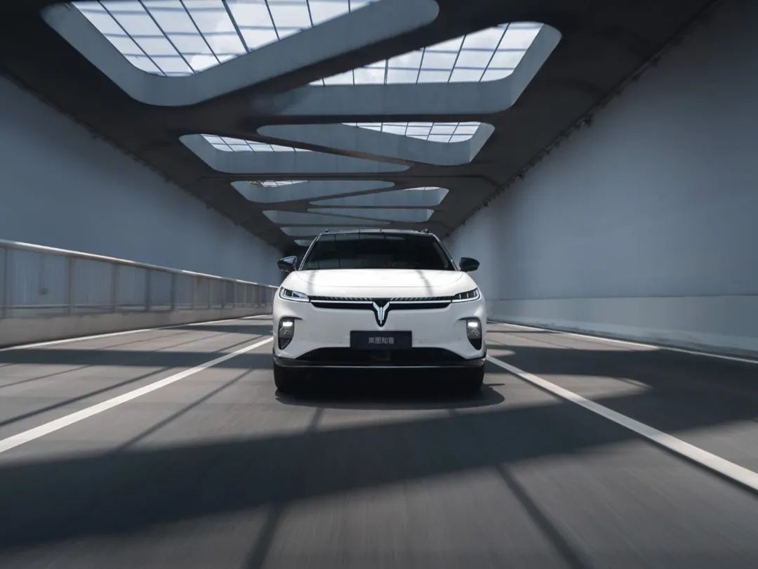 评估宝马在安全领域的市场竞争力_宝马市场经理评估_宝马竞争战略