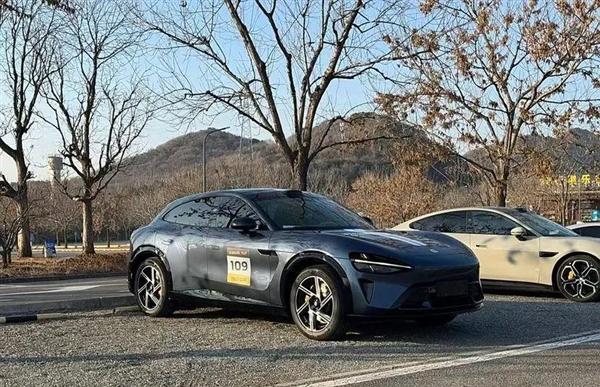 小米、特斯拉2025新车规划 7款新车 YU7/ModelY只是开胃菜