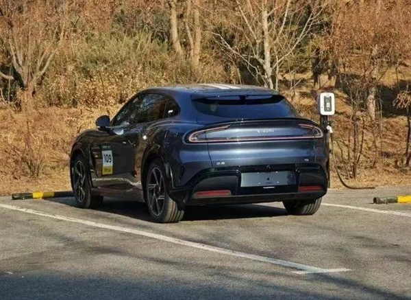 小米、特斯拉2025新车规划 7款新车 YU7/ModelY只是开胃菜