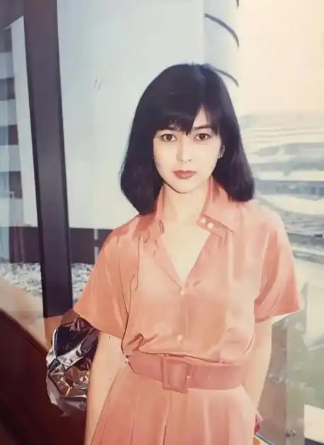 什么球对关之琳影响大_关之琳成名_关之琳的演艺成就与影响力