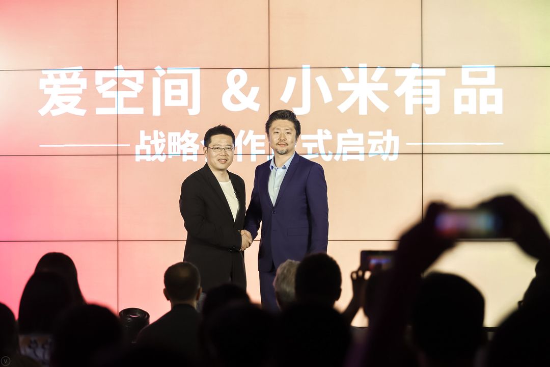 雷军投资的全屋定制_雷军投资的家装公司_雷军自能家具的定制服务:个性化家居