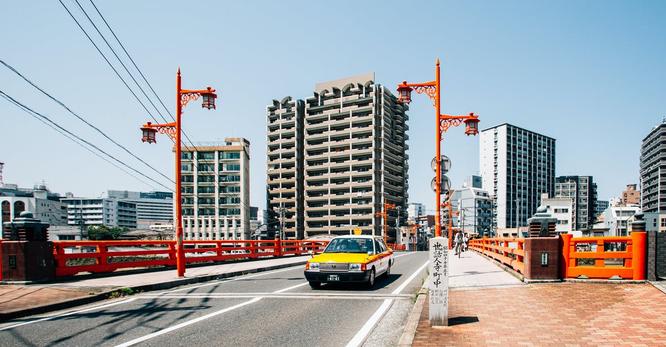 奔驰汽车危机公关策划:重塑品牌形象重振市场信心