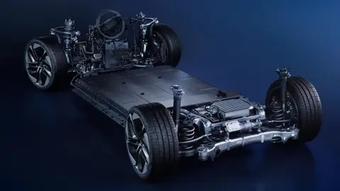 转弯半径小的好处_小巧的转弯半径如何影响驾驶体验?_转弯半径小的车推荐