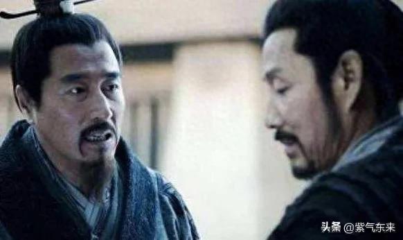 萧何的信任与背叛故事_背叛的信任的故事_背叛信任萧何故事梗概