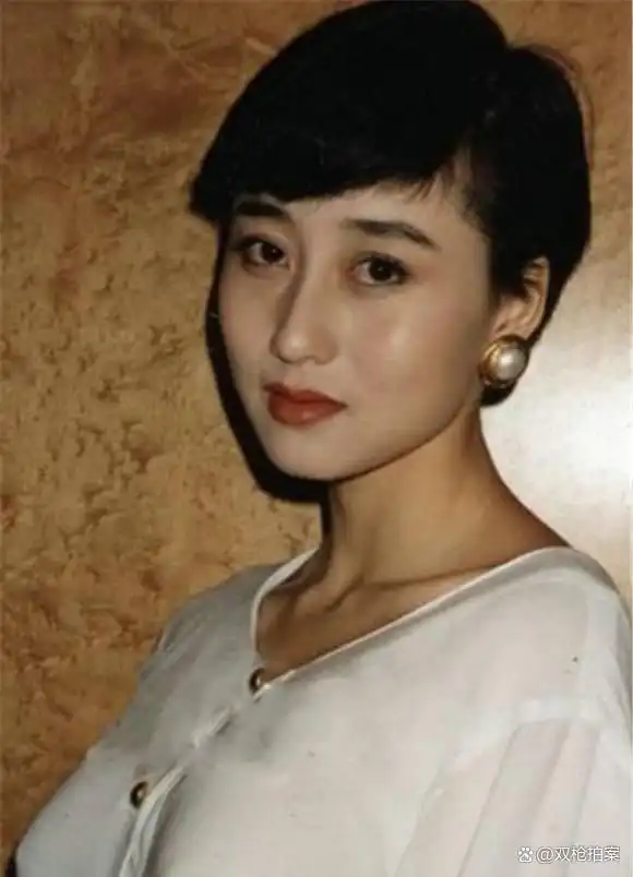 利智的生活故事与成长历程_利智的生活故事与成长历程_利智的生活故事与成长历程