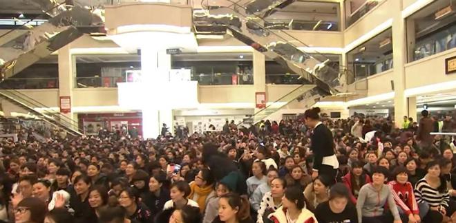 胖东来:始终把顾客放在第一位_胖东来:始终把顾客放在第一位_胖东来:始终把顾客放在第一位