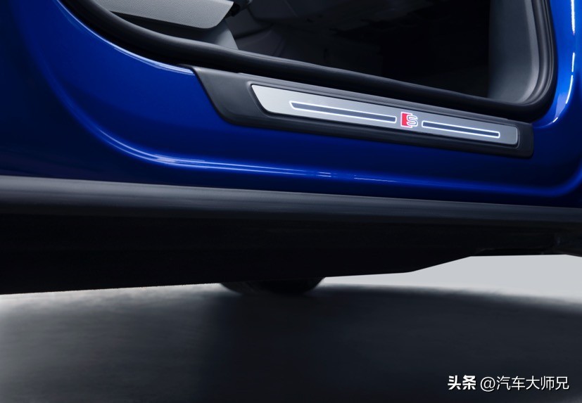 奥迪驾驶模式是什么意思_如何利用奥迪的智能系统提升驾驶效率?_奥迪驾控体验