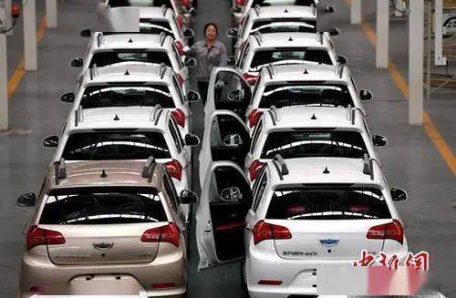 小米投资蔚来汽车_王化解读小米收购蔚来事件,电动汽车生态的未来有哪些可能?_小米收购蔚来