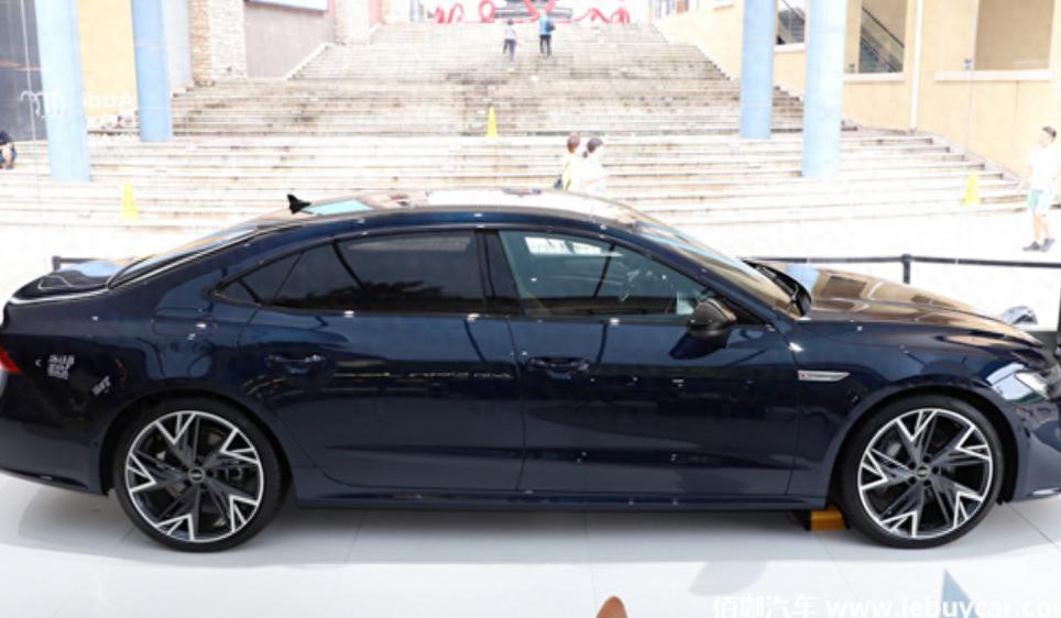 奥迪的驾驶乐趣_奥迪驾控体验_如何利用奥迪的智能系统提升驾驶效率?