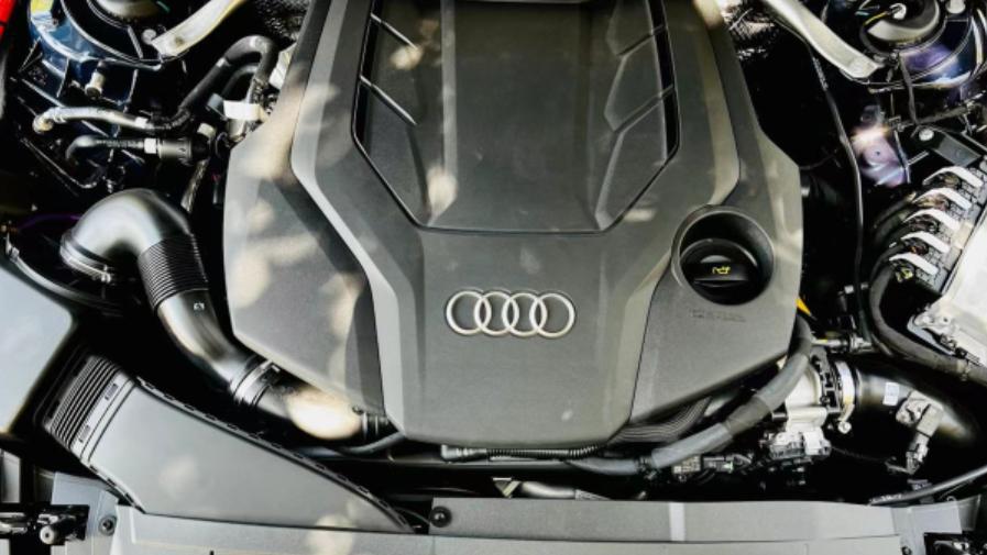 如何利用奥迪的智能系统提升驾驶效率?_奥迪的驾驶乐趣_奥迪驾控体验