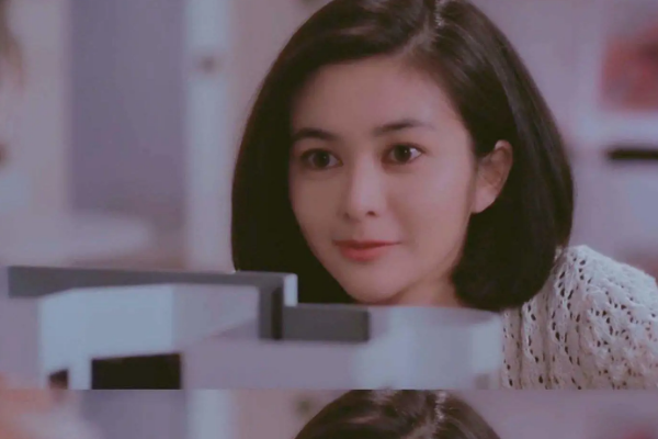 关之琳评价_看关之琳出演的电影_关之琳的影视作品对观众的影响