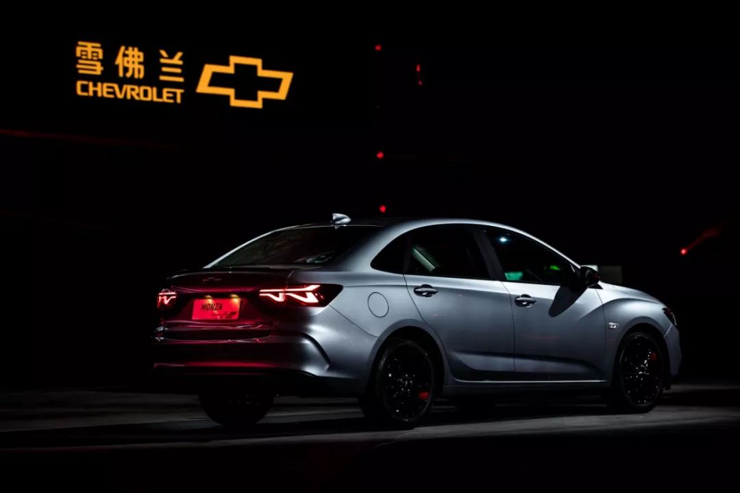 劳斯莱斯接送服务_到店体验劳斯莱斯_劳斯莱斯的顾客体验:无与伦比的服务