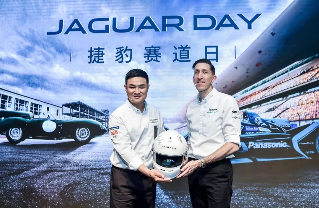 到店体验劳斯莱斯_劳斯莱斯接送服务_劳斯莱斯的顾客体验:无与伦比的服务