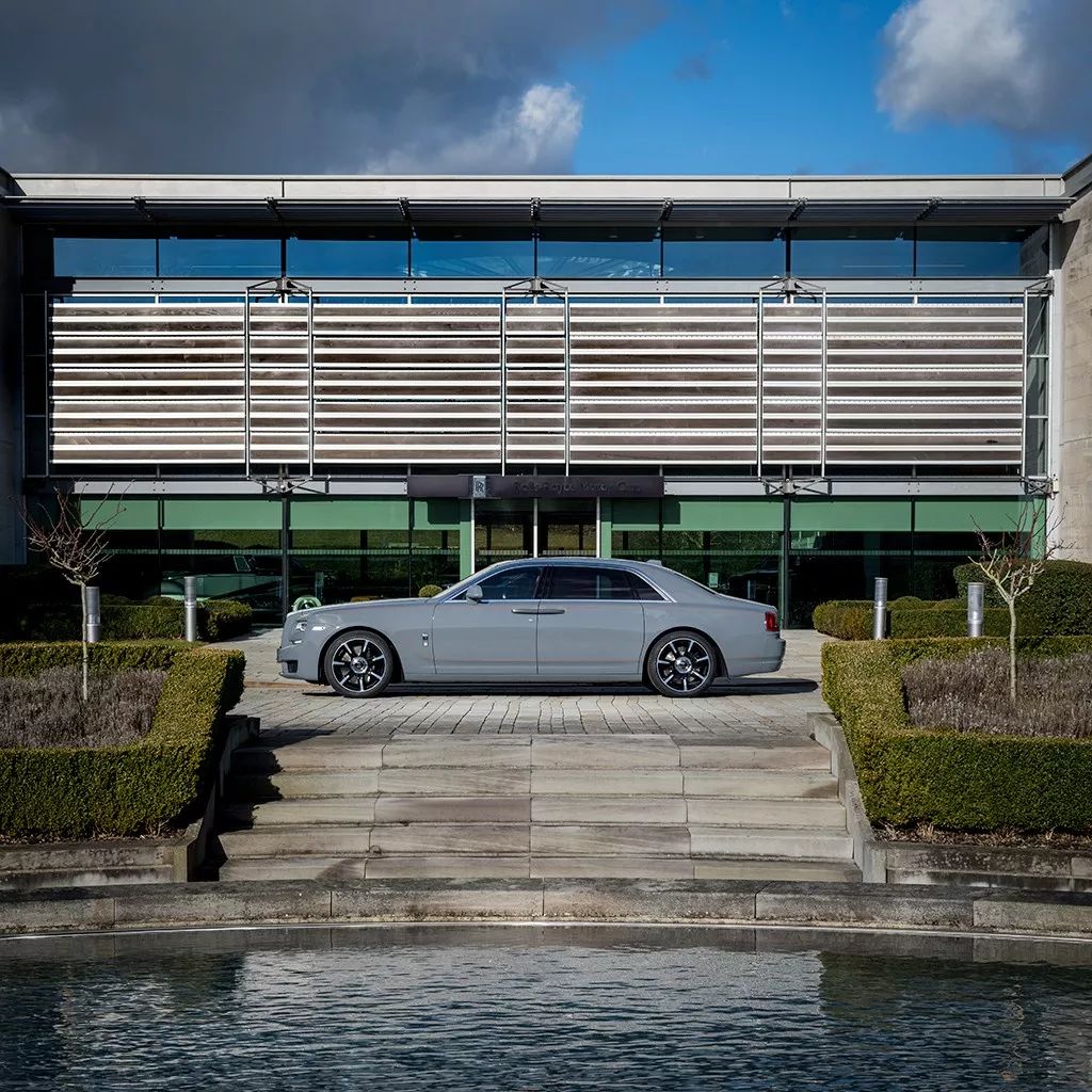 劳斯莱斯客户_劳斯莱斯接送服务_劳斯莱斯的顾客体验:无与伦比的服务