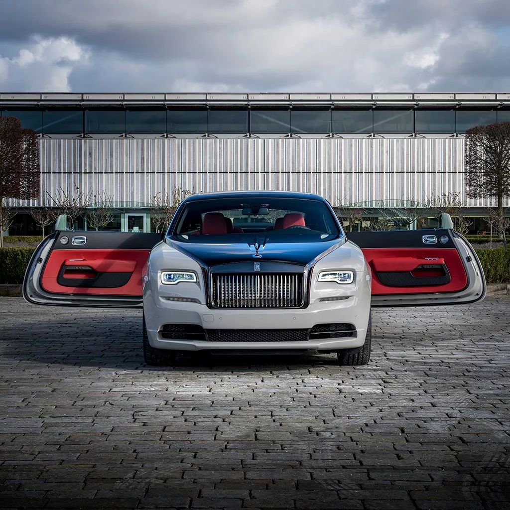 劳斯莱斯的顾客体验:无与伦比的服务_劳斯莱斯接送服务_劳斯莱斯客户