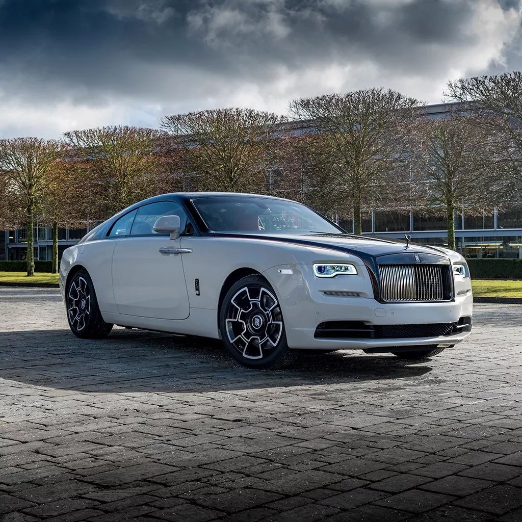 劳斯莱斯的顾客体验:无与伦比的服务_劳斯莱斯客户_劳斯莱斯接送服务