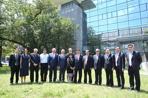 吕志和与社会各界的合作发展_发展合作社的重要性_合作社发展大纲