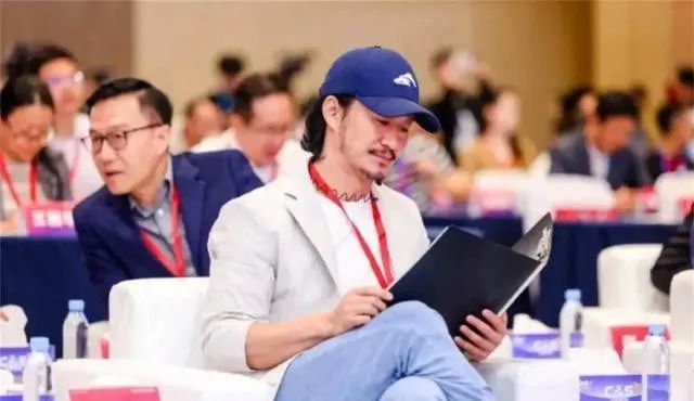 吴京演的打仗片_吴京的战争片_吴京的经典战斗场面回顾