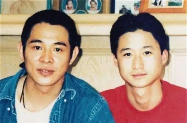 吴京演的打仗片_吴京的战争片_吴京的经典战斗场面回顾