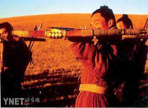 军事西方孙膑思想比较分析_孙膑与西方军事思想的比较_孙膑军事思想的核心思想是