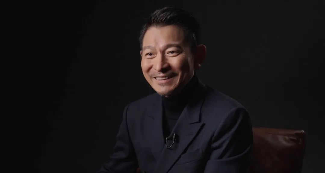 刘德华在歌唱与演艺中的独特风格_演.唱刘德华_刘德华唱歌演戏