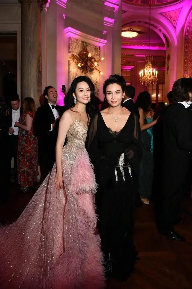 周星驰与张曼玉的银幕传奇_周星驰与张曼玉的电影名称_周星驰张曼玉经典电影片段