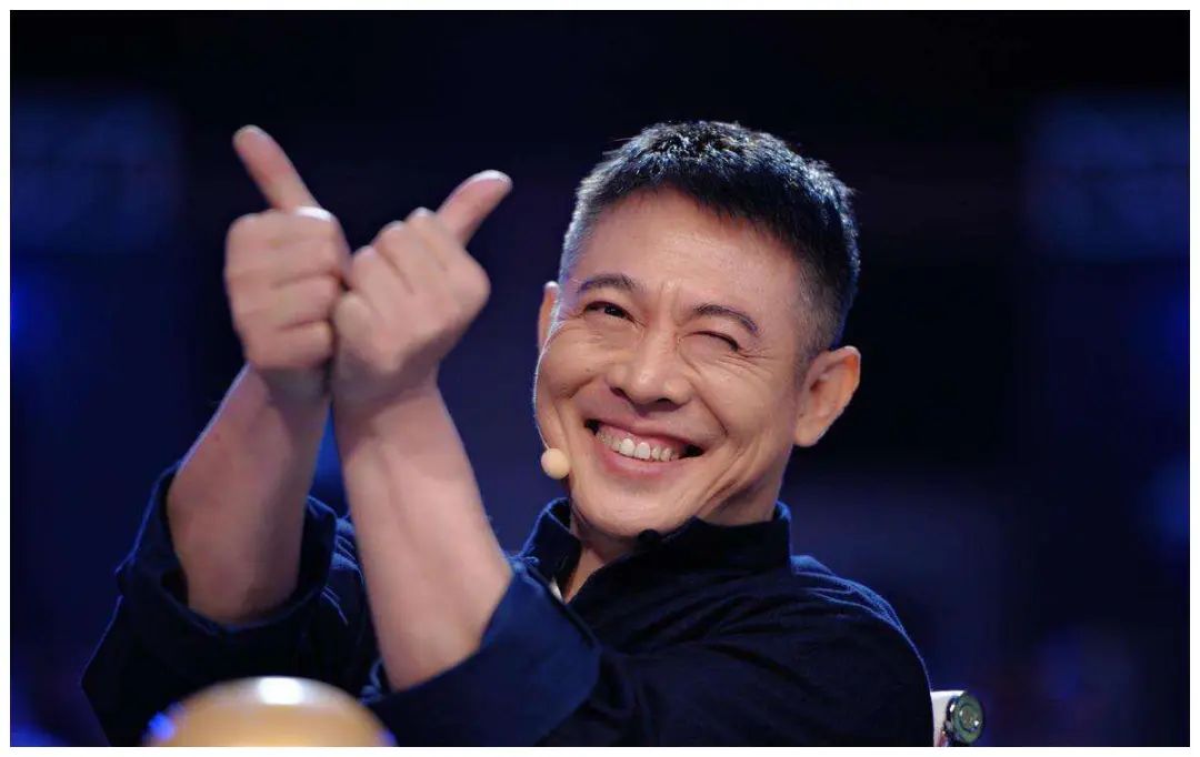 20年前,李连杰风光迎娶利智,被港媒用了一句话调侃__财经头条