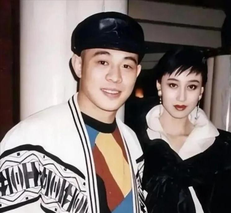 李连杰社交平台_李连杰的社交媒体与公众形象_李连杰新闻