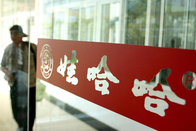 钟睒睒与饮用水品牌的差异化_钟睒睒与饮用水品牌的差异化_钟睒睒与饮用水品牌的差异化