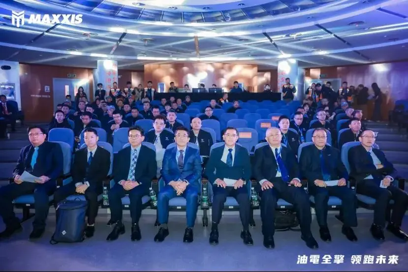 宝马平衡块最大标准范围_宝马平衡值怎么看_安全性与性能的完美平衡:宝马的优势