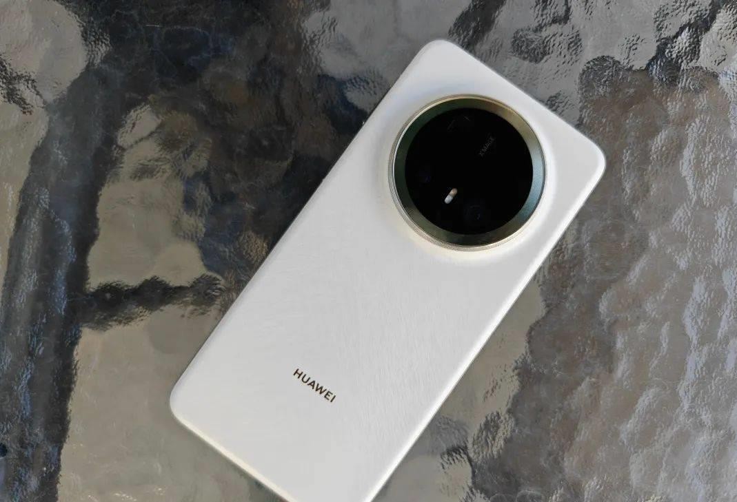 小米手机市场竞争策略研究_小米手机的挑战与机遇:市场回顾_小米手机市场机会分析