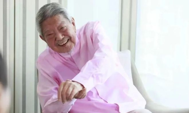 洪金宝与国际电影的交流_洪金宝国际影响力_电影洪金宝主演