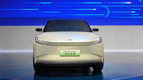 广汽埃安电动车质量怎么样_为何广汽埃安AION UT是电动车市场的重要一员?_广汽纯电动埃安