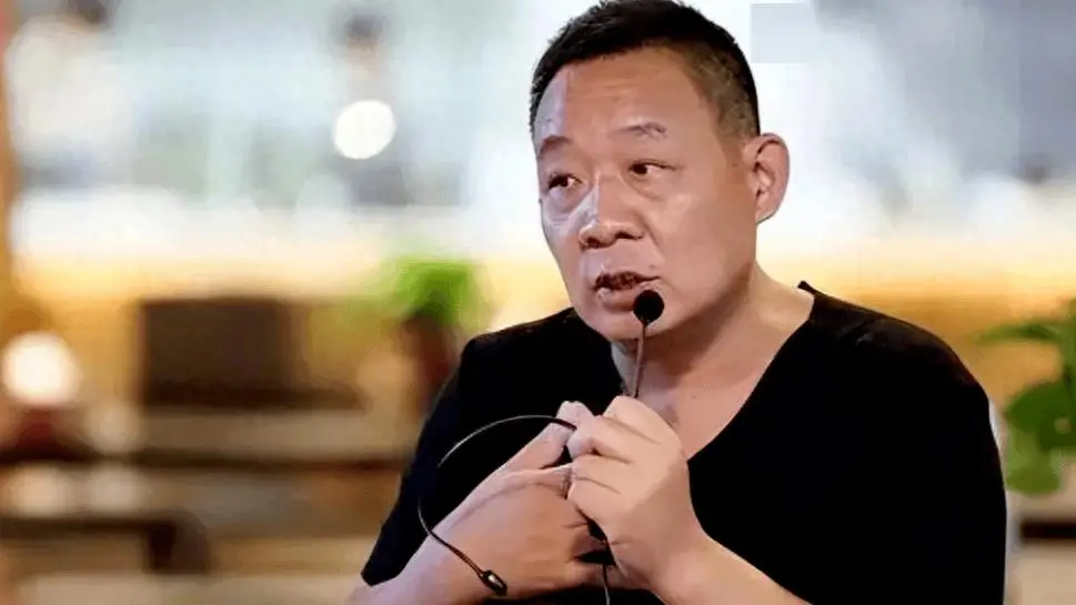 胖东来竞争对手分析_胖东来客户关系管理特色_胖东来：顾客是我们最重要的合作伙伴