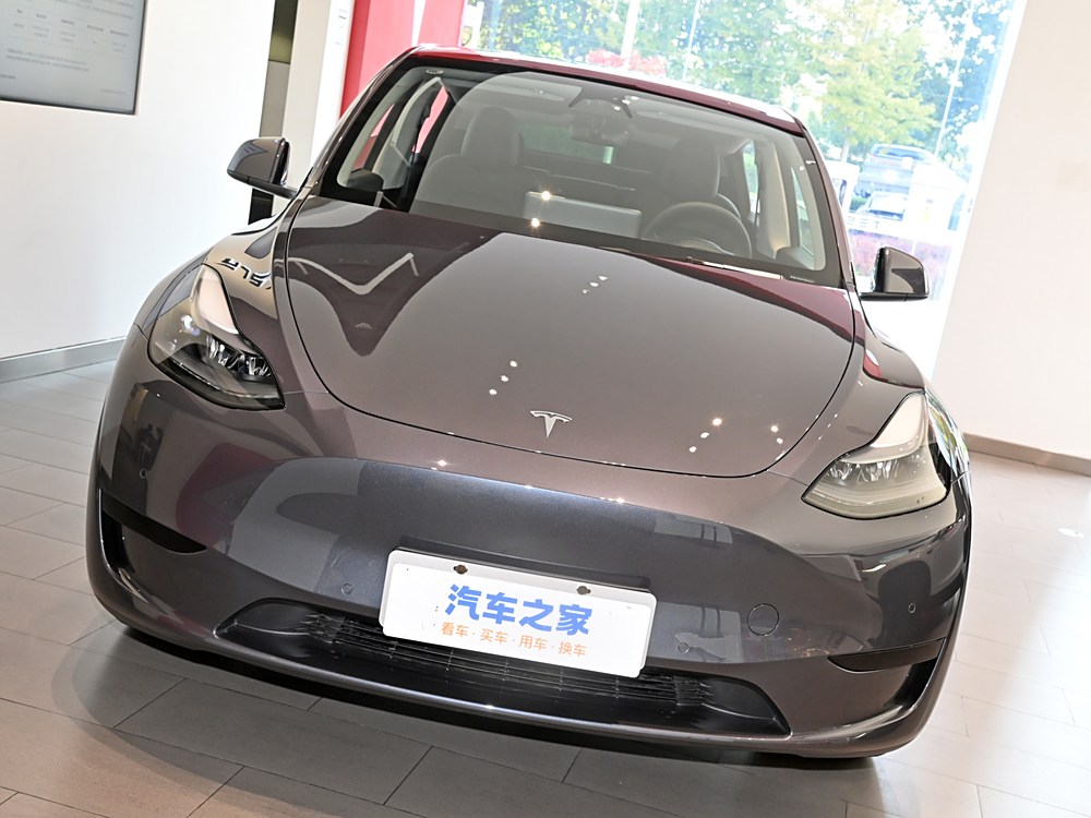 宝马的安全优势如何影响购车决策？_宝马汽车产品市场竞争分析_宝马汽车的定价策略