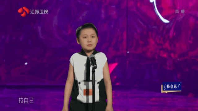 薛之谦段子软件_薛之谦在社交平台上开启音乐直播,互动不断_薛之谦直播间