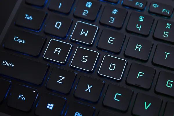 荣耀怎么关闭个性化推荐app_如何利用荣耀实现个性化设置?_荣耀怎么设置个性桌面