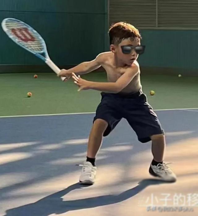 周杰伦与家人一起度假,享受生活_和家馨享受和男友自拍情趣_享受简单快乐的生活