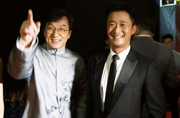 吴京的成长故事与奋斗历程_历程奋斗吴京成长故事视频_吴京的奋斗历程