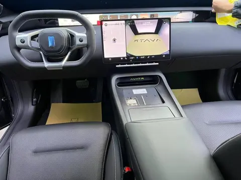 试驾特斯拉y_体验新款特斯拉Model Y的驾驶乐趣_试驾特斯拉modely