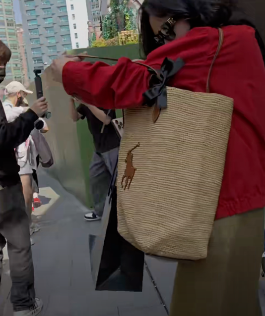 张柏芝央视_张柏芝综艺访谈2021_张柏芝在综艺节目中的表现