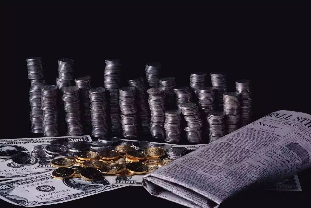 数字货币领域的反洗钱与合规策略:如何有效降低法律风险_数字货币杜绝洗钱_数字货币风险防范