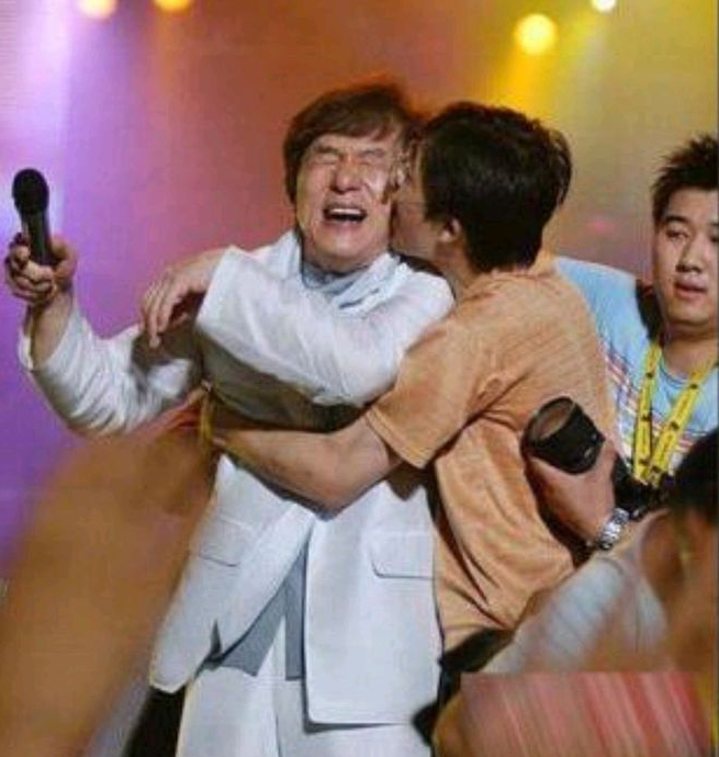 成龙的粉丝见面会与活动回顾_成龙影迷见面会_成龙粉丝见面会视频