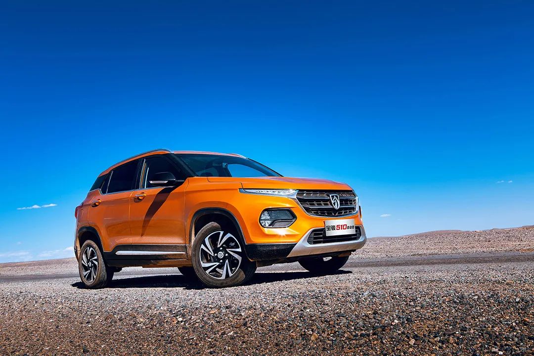 新能源汽车市场的不确定性:销量与燃油车的较量_能源车与燃油车的市场份额_燃油车销量排行榜