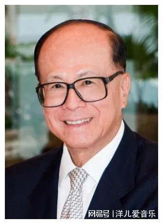 李嘉诚创业的励志故事_李嘉诚创业初期故事_李嘉诚的创业故事:勇气与智慧