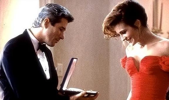 从性别角度分析女权电影_四大电影中的性别与权力议题_性别权利的载体